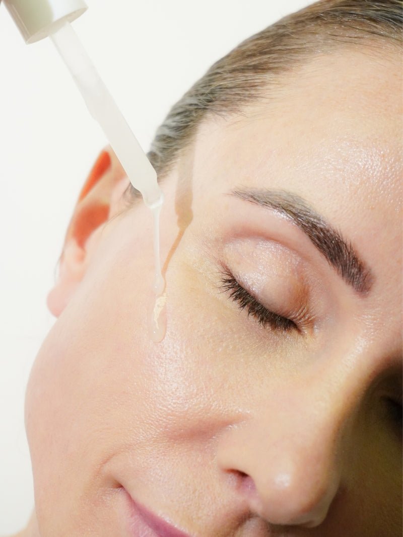 ADORN Natural Vitamin C Brightening AM Face Serum - Adorn Cosmetics