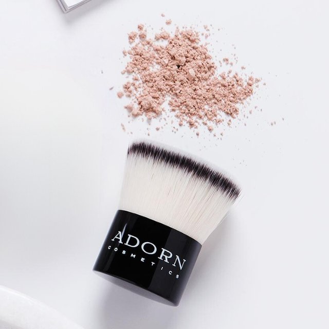 Vegan Foundation Kabuki Brush - Adorn Cosmetics